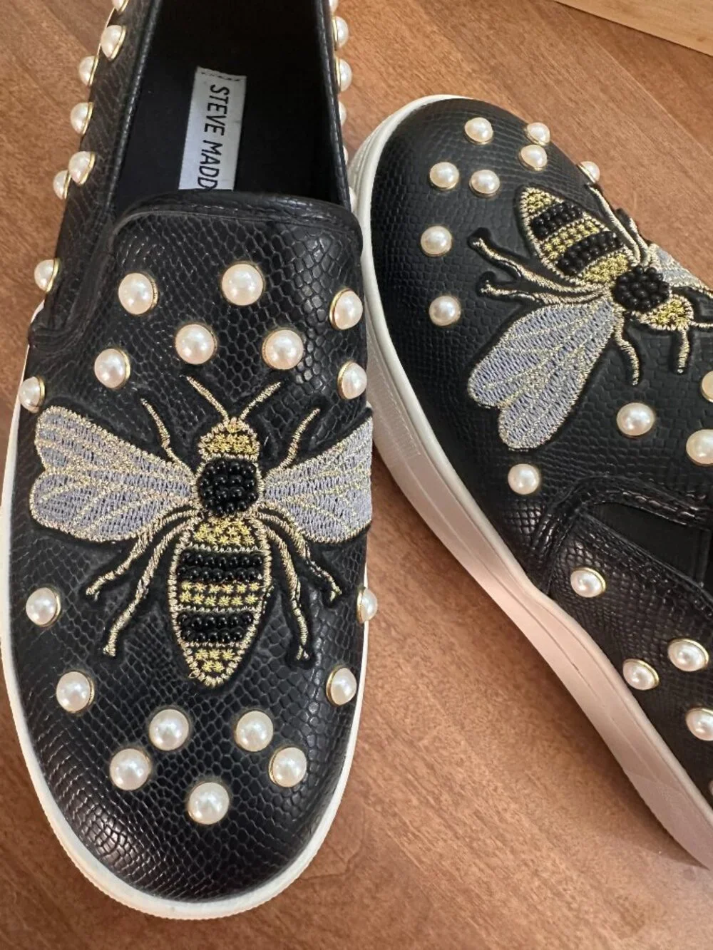 Steve Madden Bee Pearl Embellished Slip-On Sneakers Black